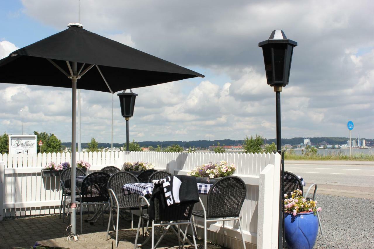 Solyst Kro- Restaurant Og Hotel I/S Aabenraa Esterno foto